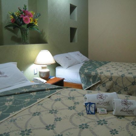 Laguna Hotel Tampico Bagian luar foto