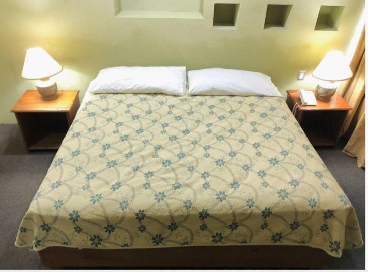 Laguna Hotel Tampico Bagian luar foto